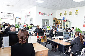 昆山曼彩反光膜生產(chǎn)廠(chǎng)家團(tuán)隊(duì)展示 昆山曼彩反光膜生產(chǎn)廠(chǎng)家團(tuán)隊(duì)展示