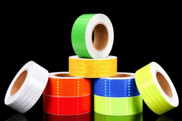 晶彩格反光車(chē)貼膠帶的特點(diǎn)-特色優(yōu)勢詳解 晶彩格反光車(chē)貼膠帶的特點(diǎn)-特色優(yōu)勢詳解